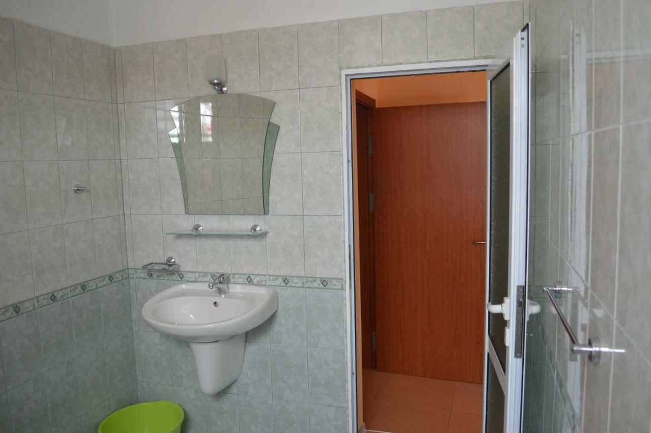 Hotel Dimana à TTchernomorets Extérieur photo