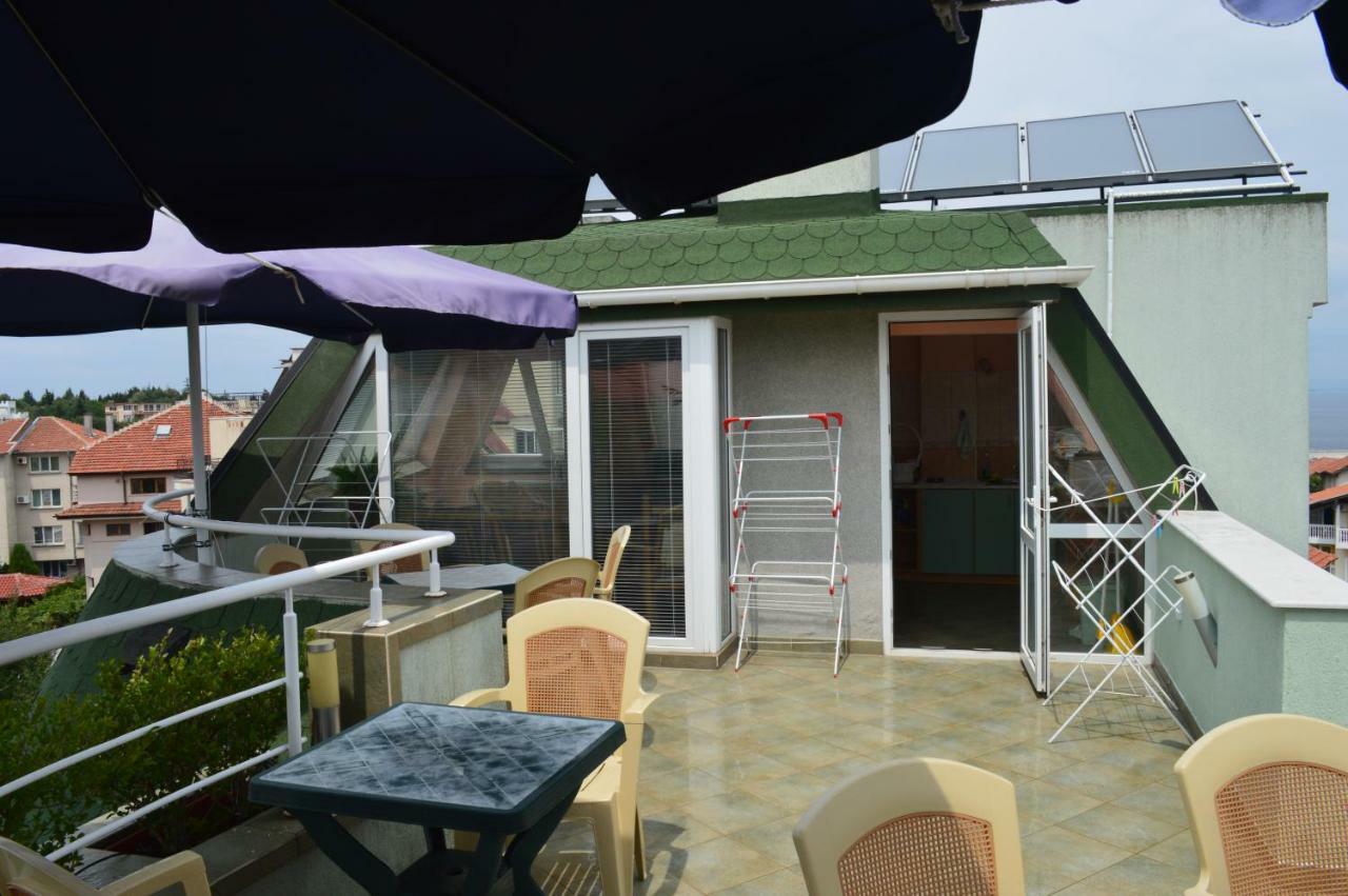 Hotel Dimana à TTchernomorets Extérieur photo